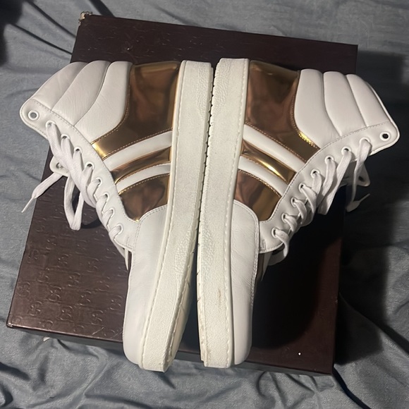 GUCCI MEN'S HIGH TOP CONTRAST PADDED LEATHER SNEAKER SIZE US10.5 100%AUTHENTIC. - Picture 2 of 6